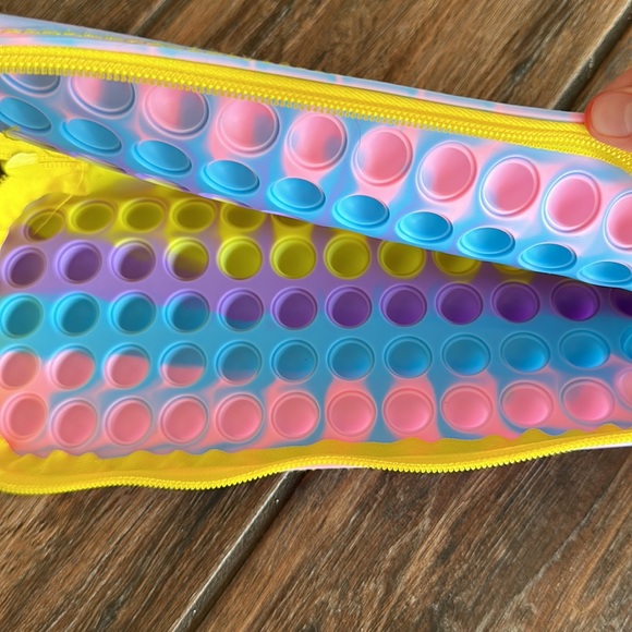 3 pop it pencil cases, colors: tie-die, rainbow. Good for school. - Picture 4 of 7